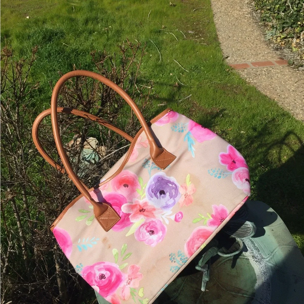 Canvas bag in fresh spring floral print - Picture 4 of 7